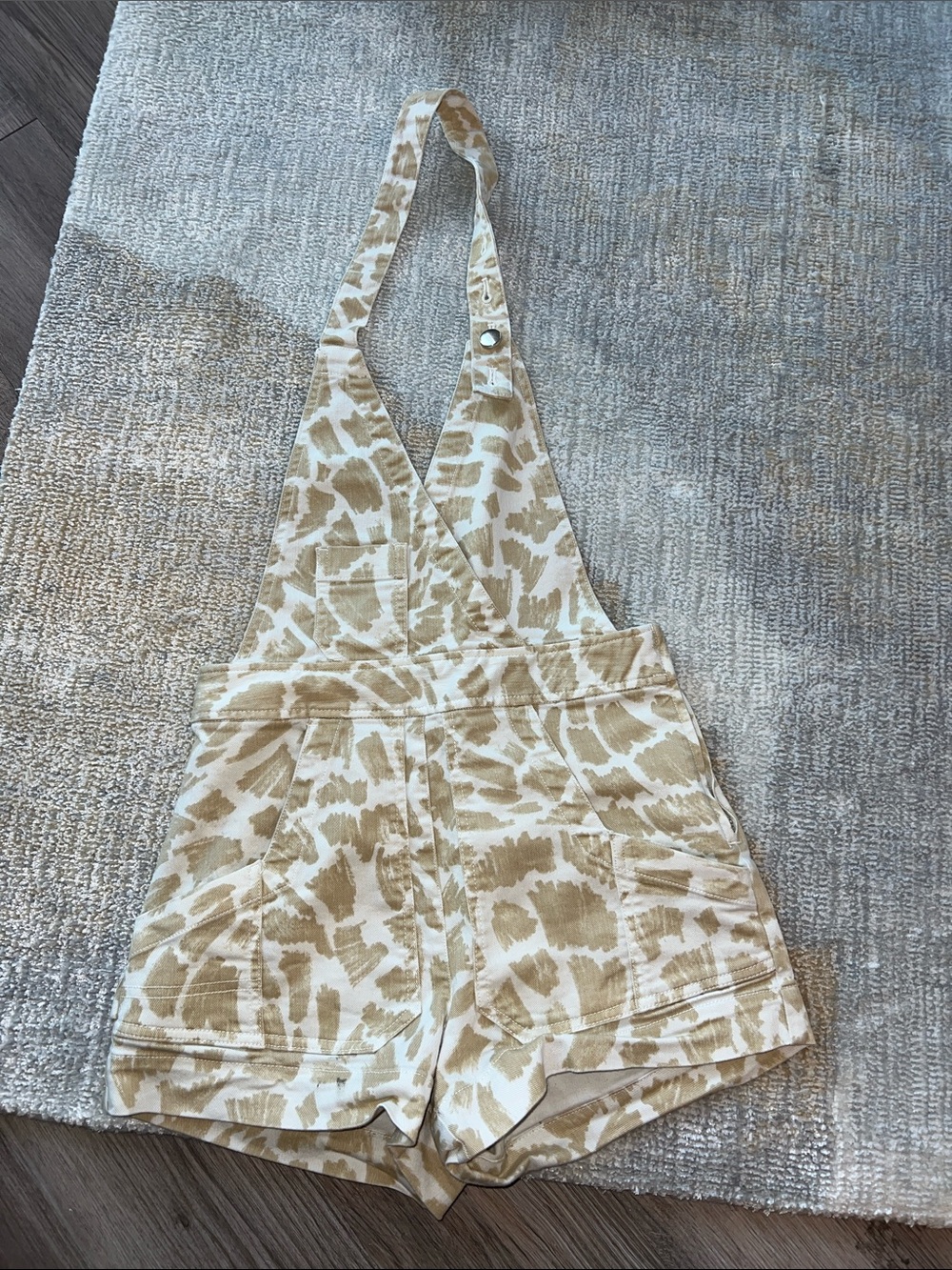 Maeve Anthropologie Beige and White Animal Printed Short Overalls